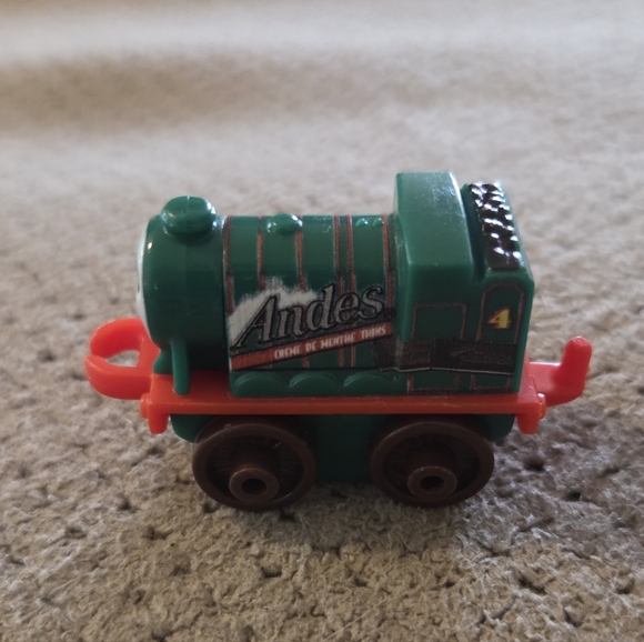 Thomas & Friends Other - Thomas & Friends Minis Engine - Andes  Mint theme train 2" 2014